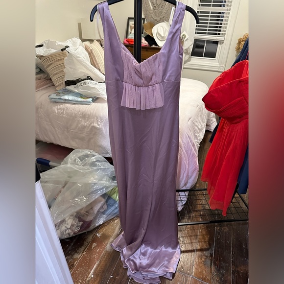 Vera Wang Mermaid Dress - Picture 4 of 9